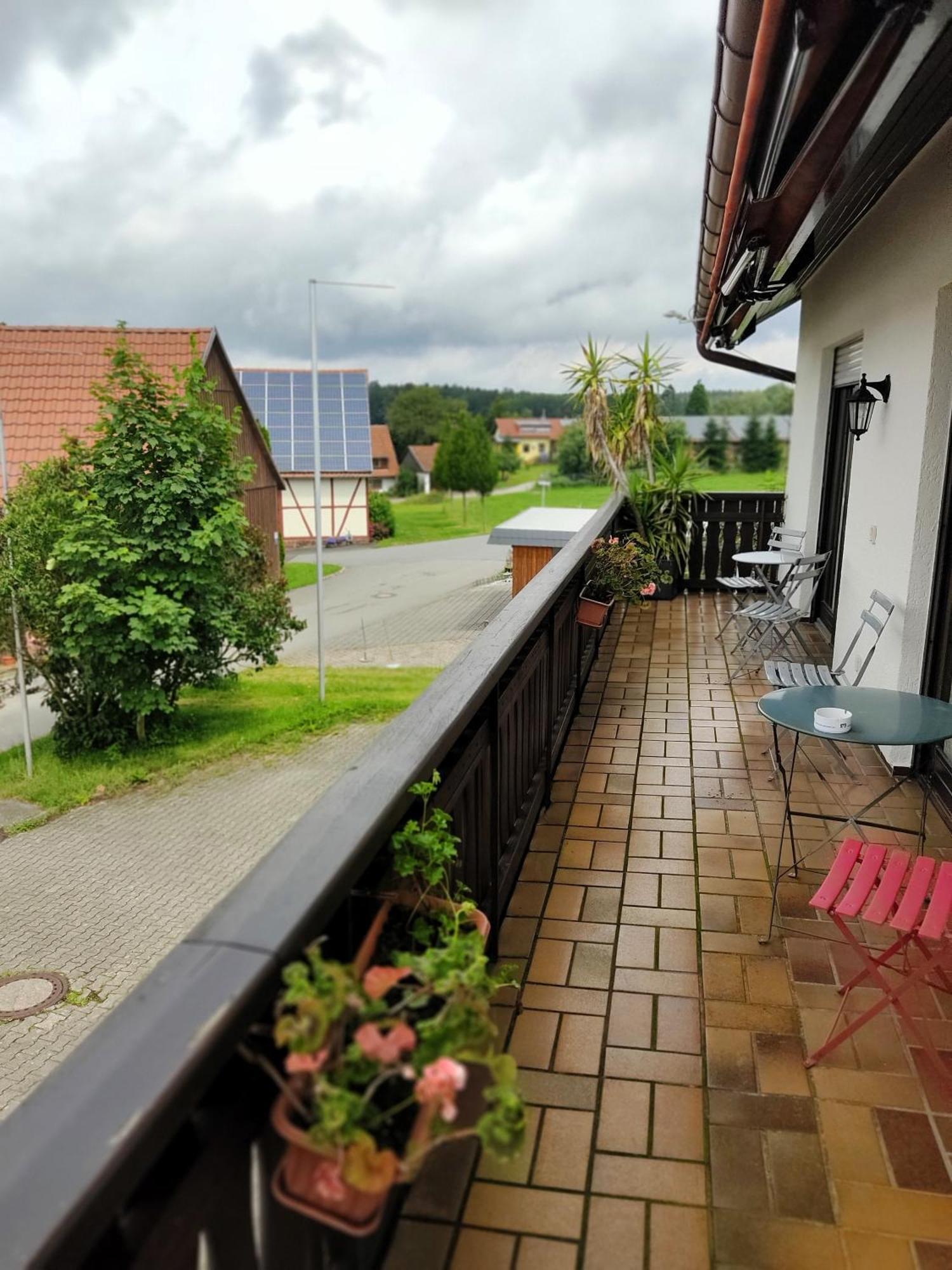 Gruenvogels Landgasthof Zum Gruenen Baum Оберцент Экстерьер фото